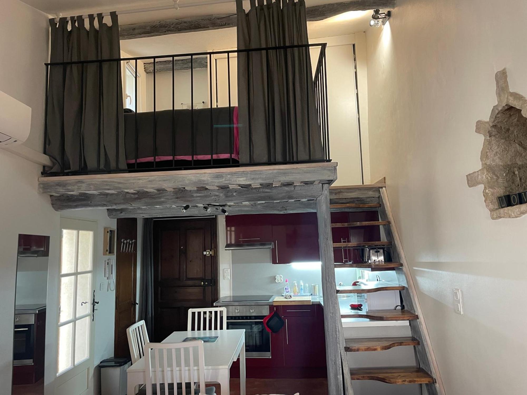 Studio Cosy Dans Le Centre-Ville Historique Л'Іль-сюр-ла-Сорг Екстер'єр фото